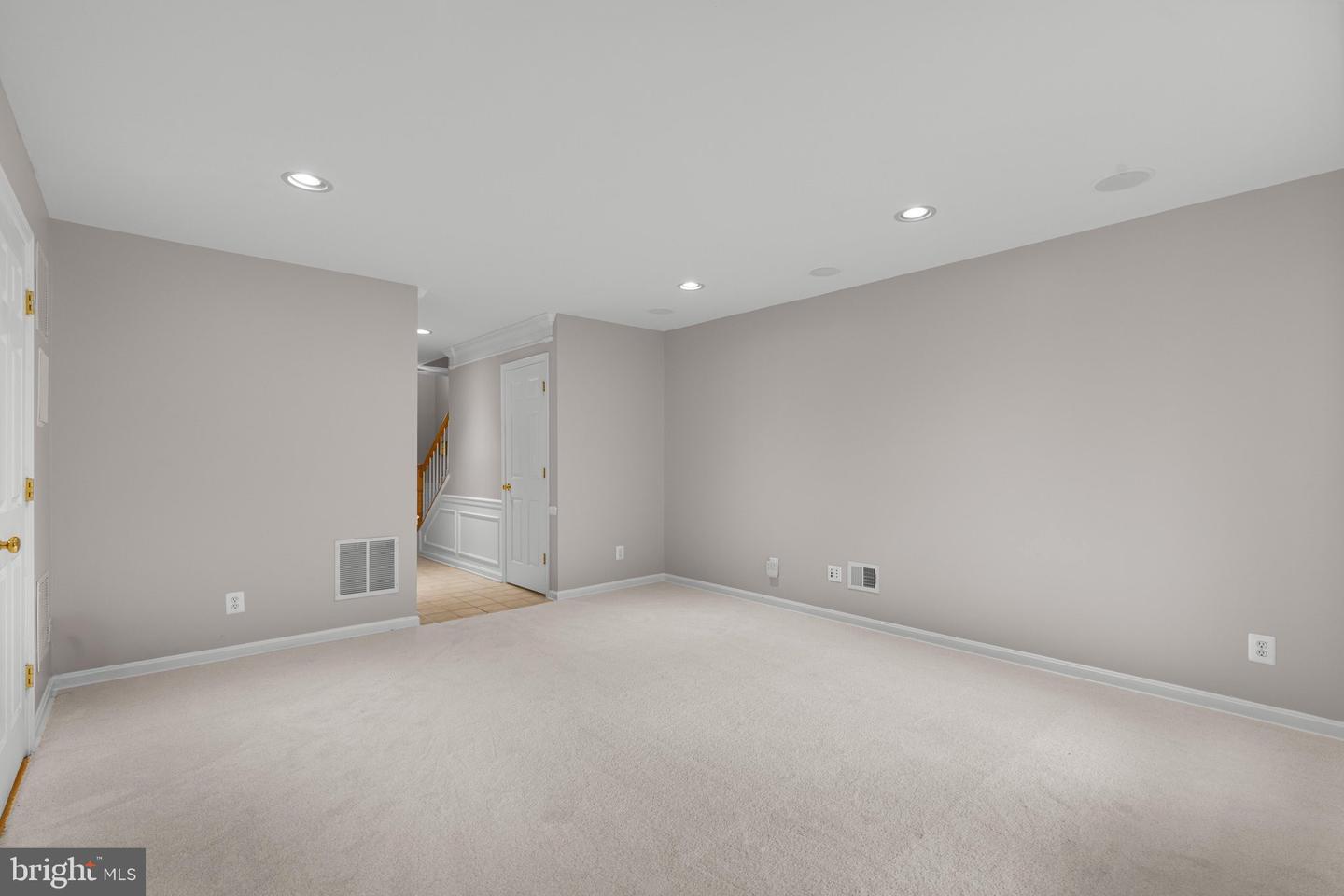 5167 Sapphire Sky Ln Property Photo 8