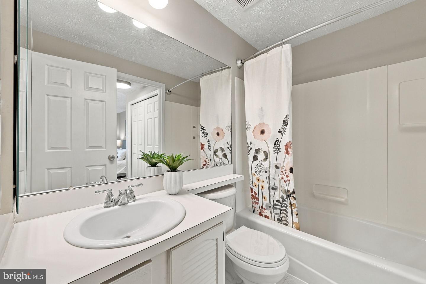 1679 Poplar Grove Dr Property Photo 23