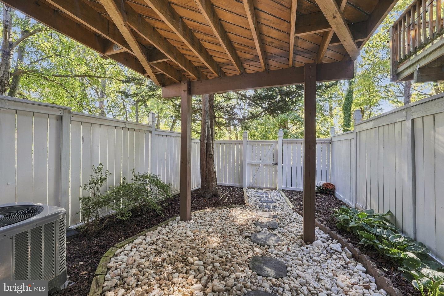 1679 Poplar Grove Dr Property Photo 32