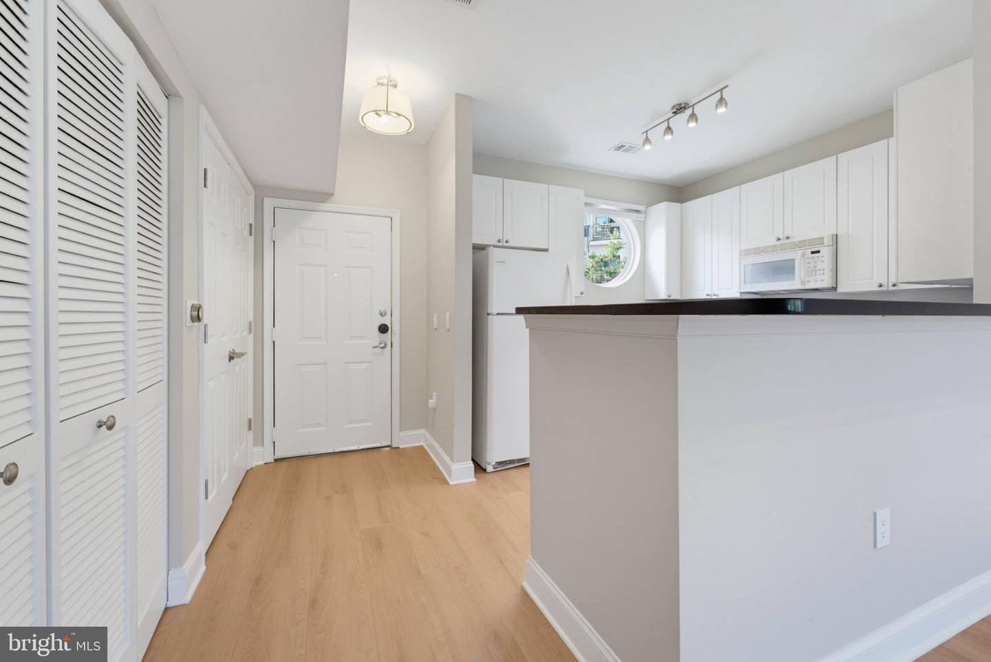 2791 Centerboro Dr #380 Property Photo 13