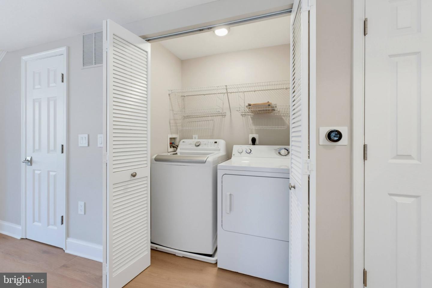 2791 Centerboro Dr #380 Property Photo 14