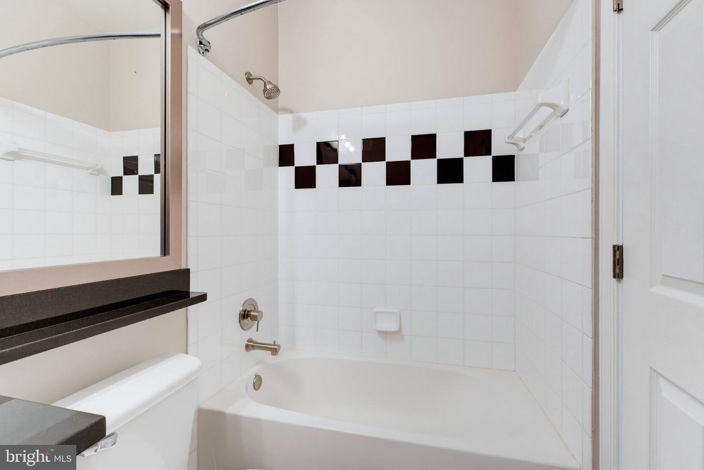 2791 Centerboro Dr #380 Property Photo 25