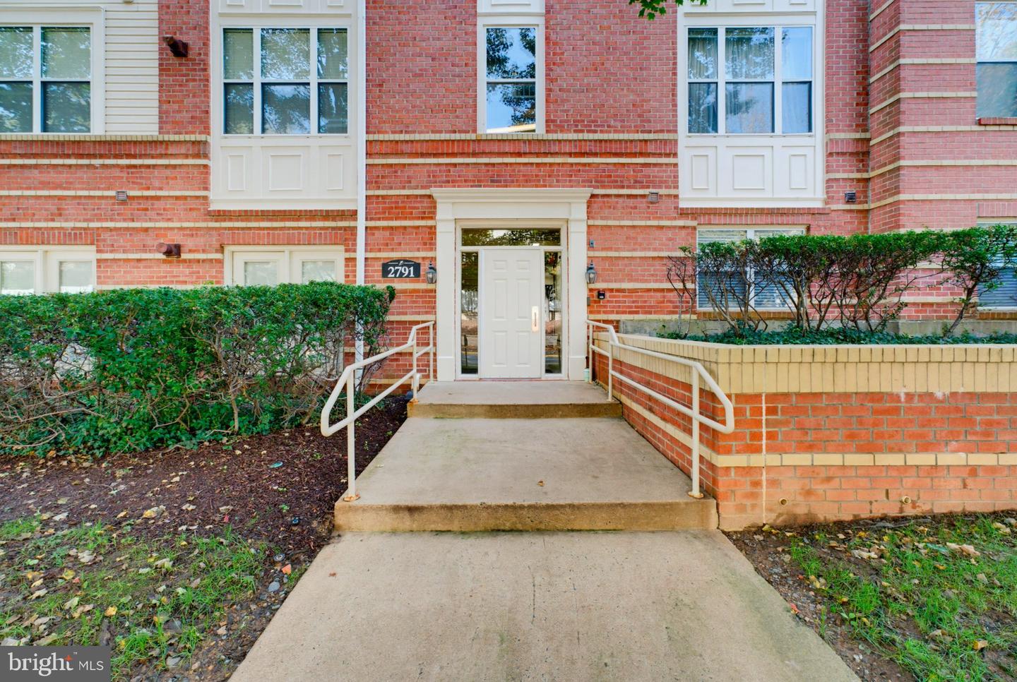 2791 Centerboro Dr #380 Property Photo 30