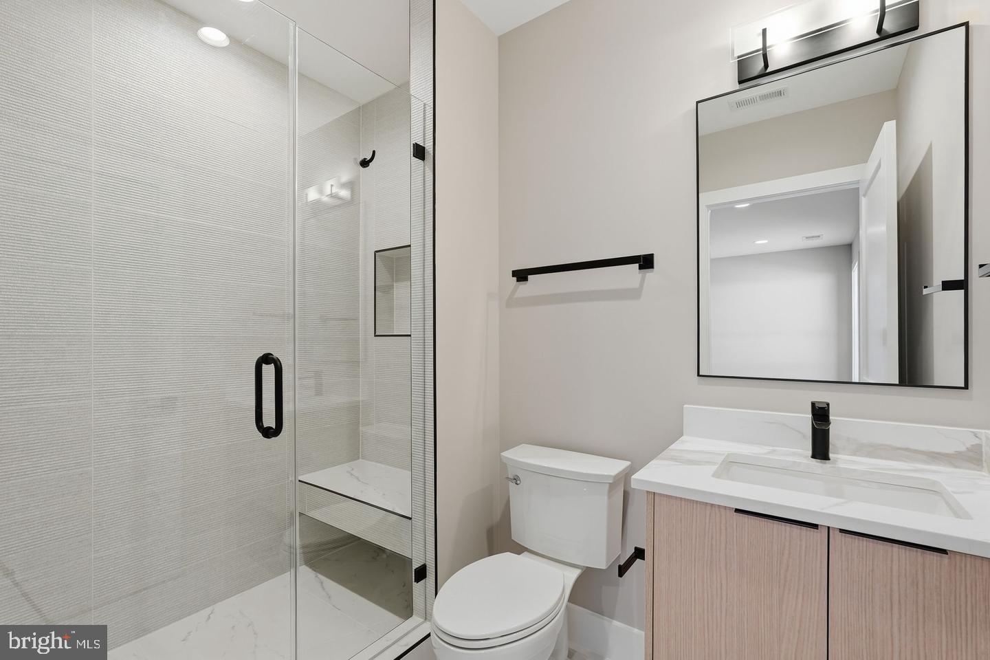 6913 Berkeley St Property Photo 42