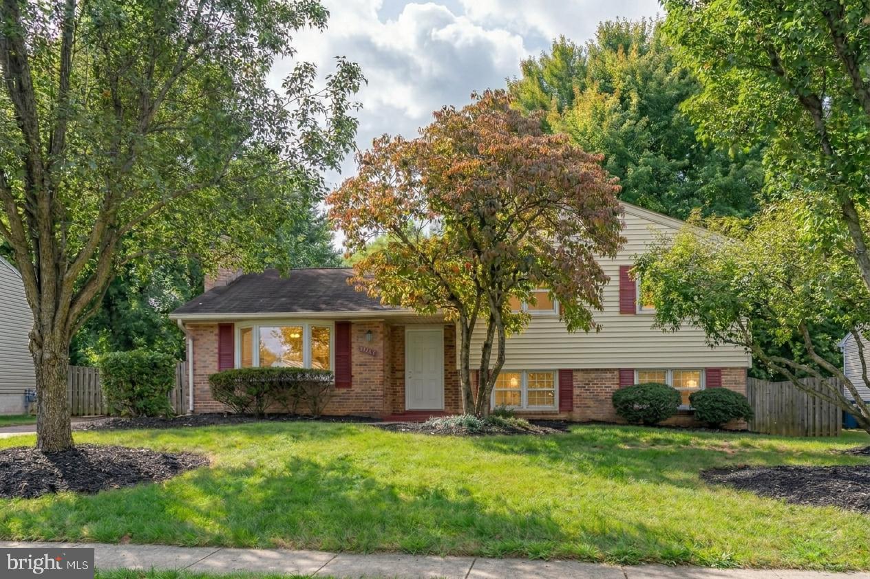 14717 Lock Dr Property Photo 1