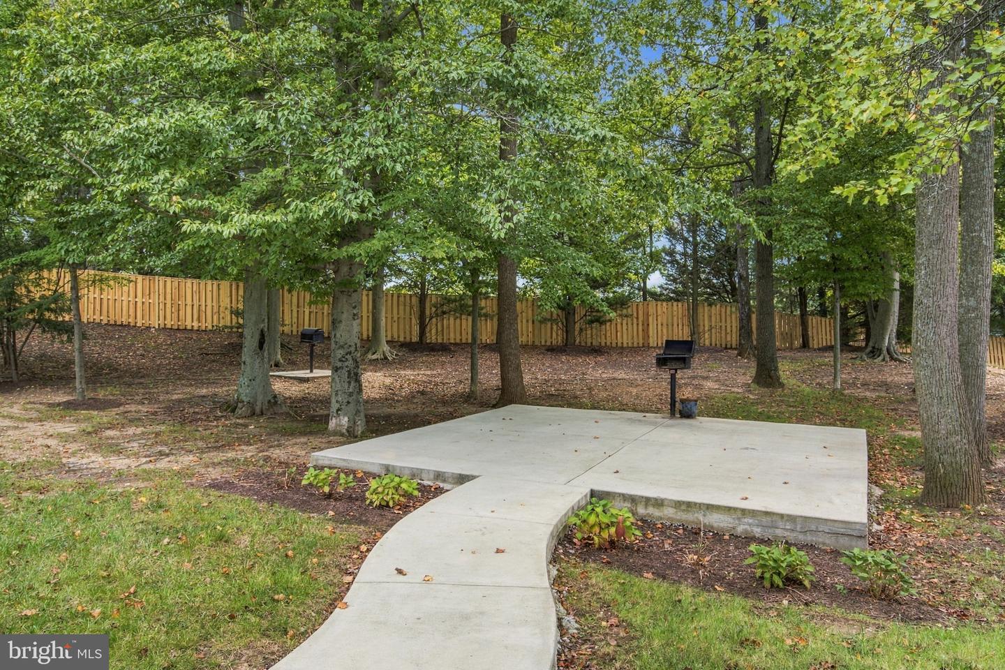 8210 Crossbrook Ct #202 Property Photo 27