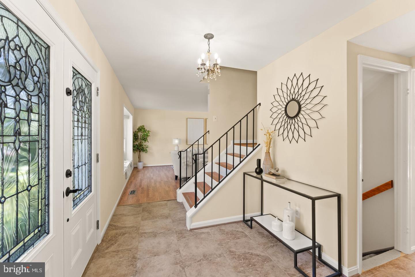 9719 Cinnamon Creek Dr Property Photo 5