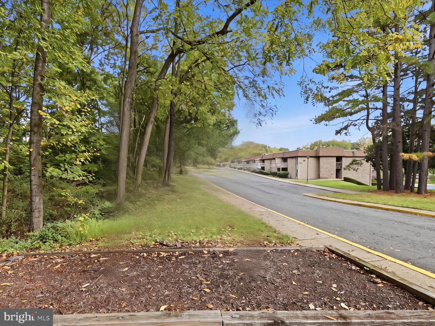 5804 Royal Ridge Dr #d Property Photo 24