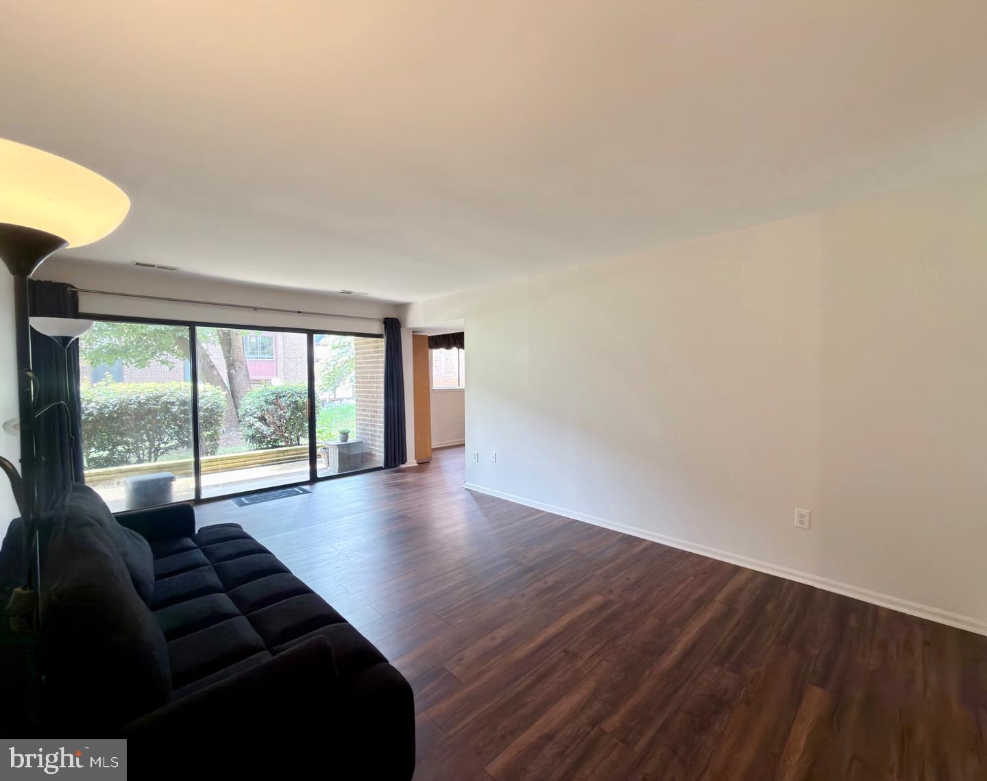 9709 Kings Crown Ct #2 Property Photo 4