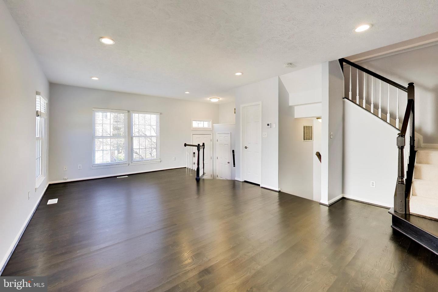 14083 Winding Ridge Ln Property Photo 3