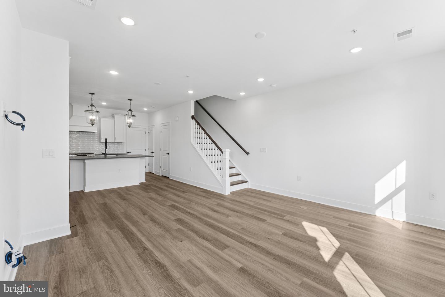 4855 Bauhaus Sq Property Photo 7
