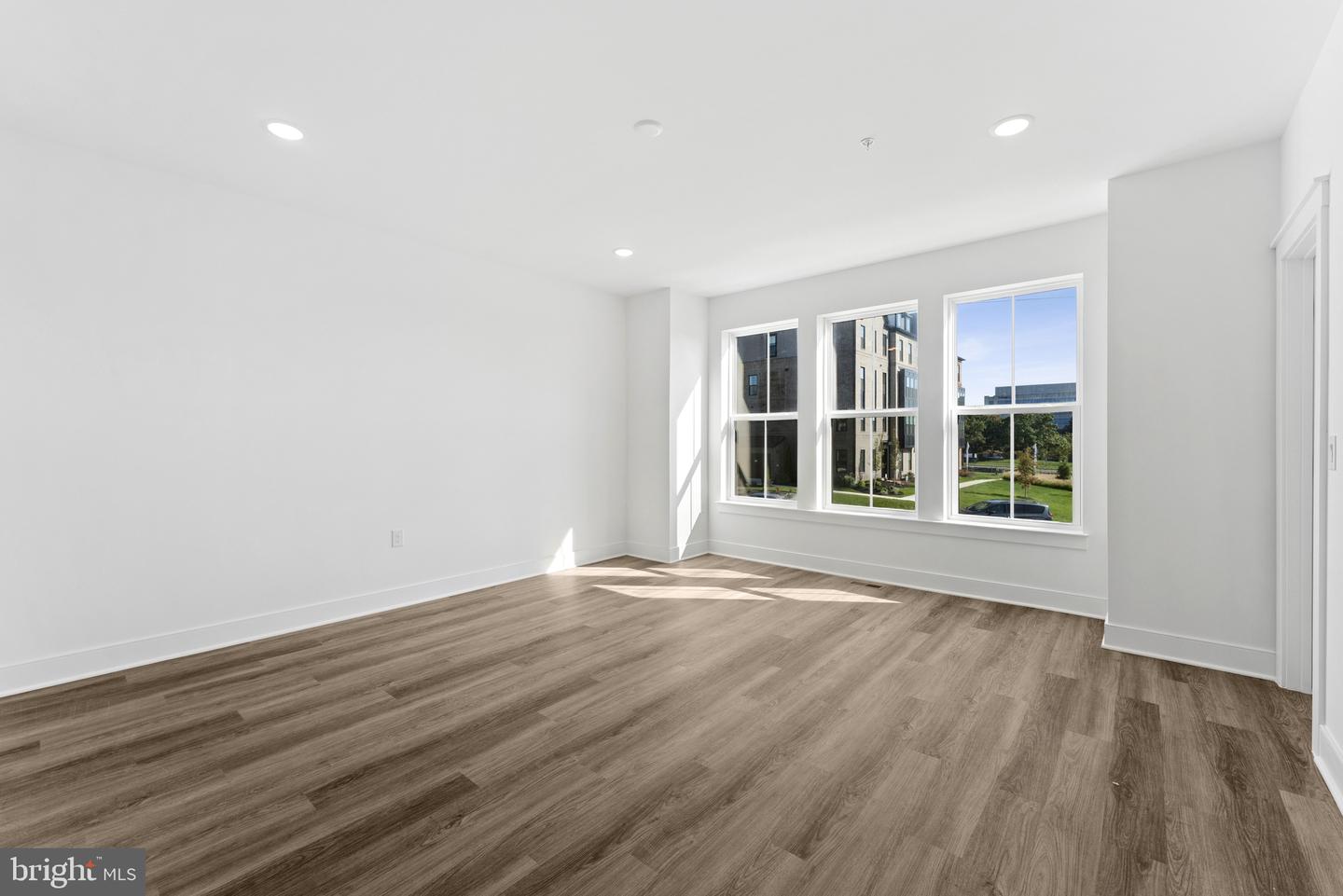 4855 Bauhaus Sq Property Photo 19