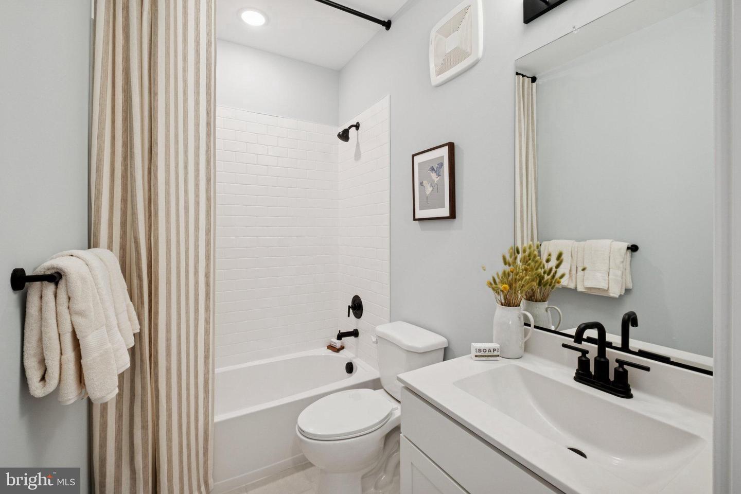 4855 Bauhaus Sq Property Photo 43