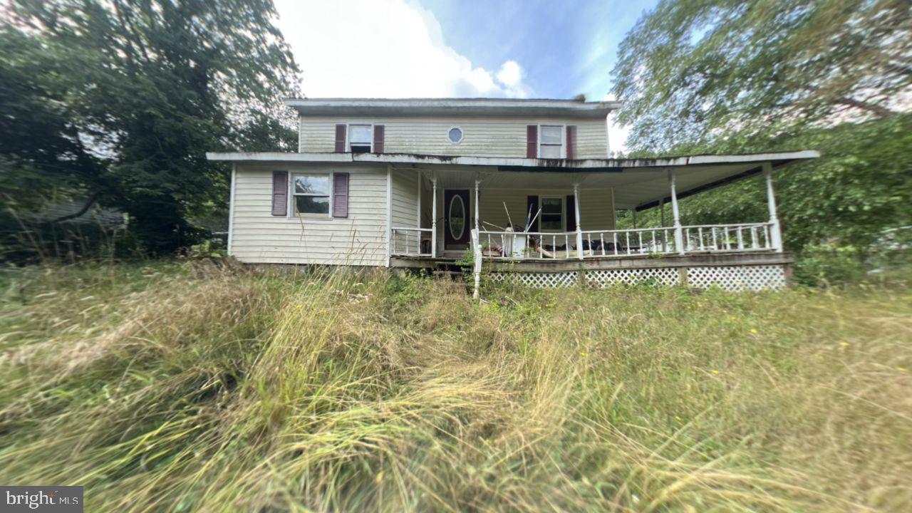 954 WOLF CREEK HWY