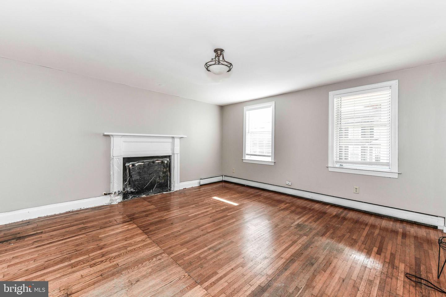 173 Main St Property Photo 4