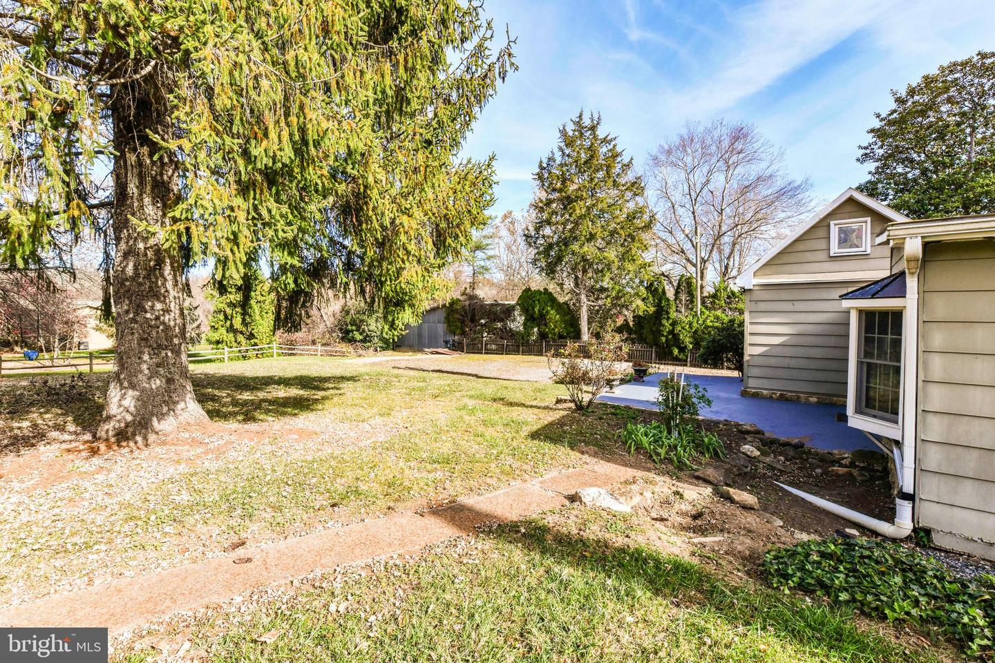 173 Main St Property Photo 18