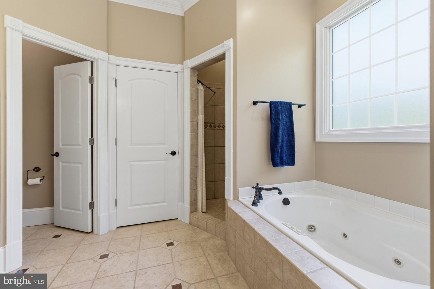 246 Lawsons Farm Cir Property Photo 40