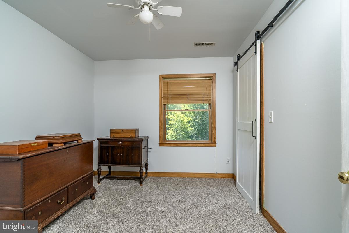 6070 Fredericksburg Rd Property Photo 26