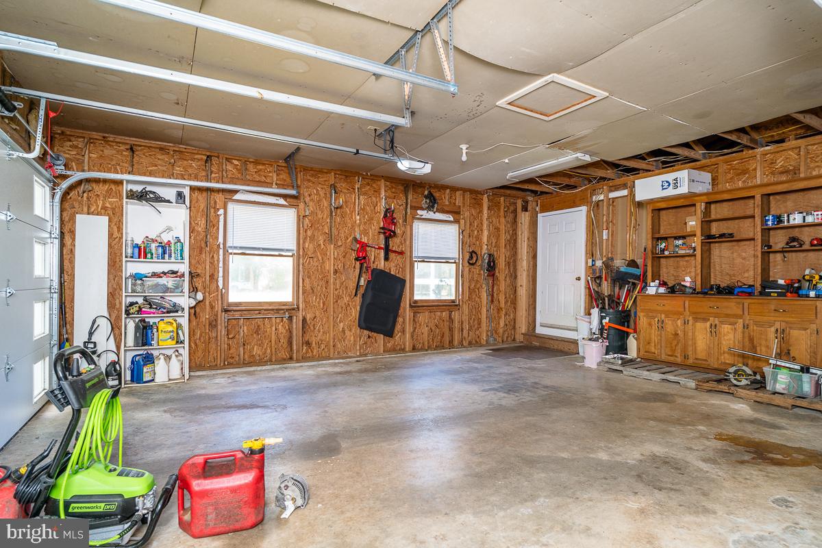 6070 Fredericksburg Rd Property Photo 30