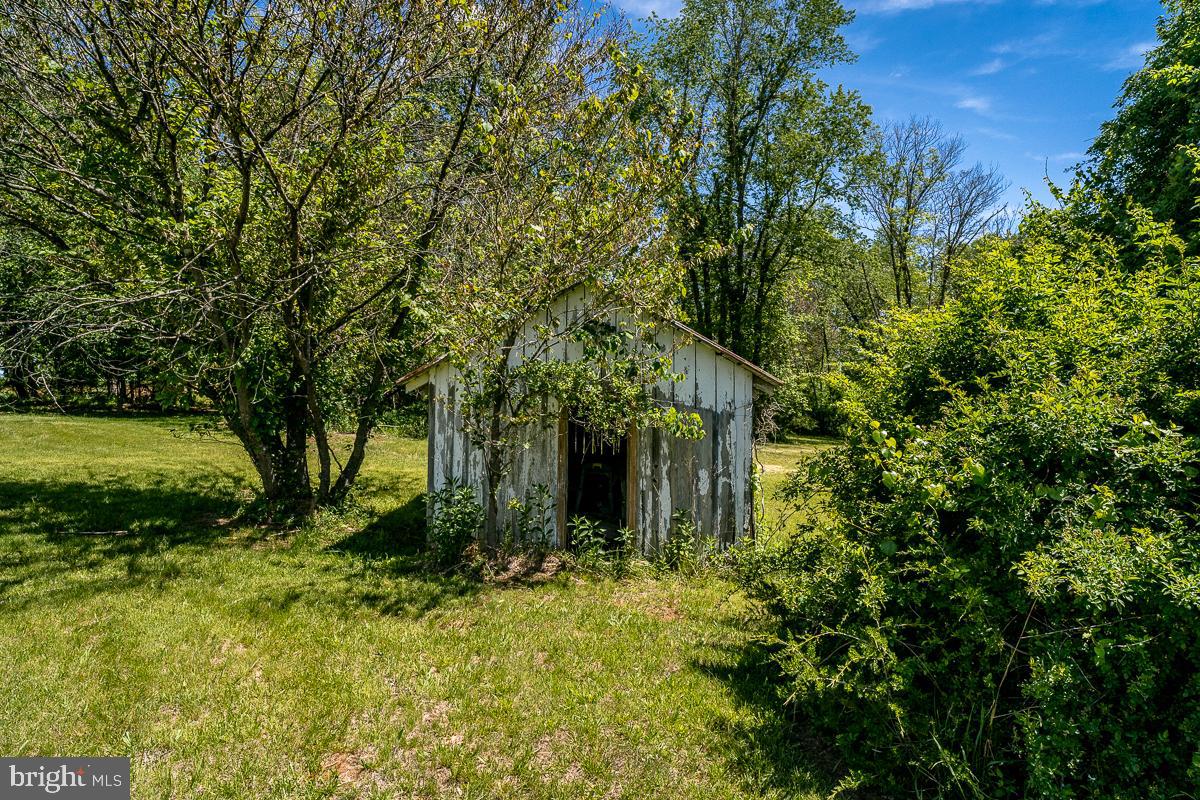 6070 Fredericksburg Rd Property Photo 35