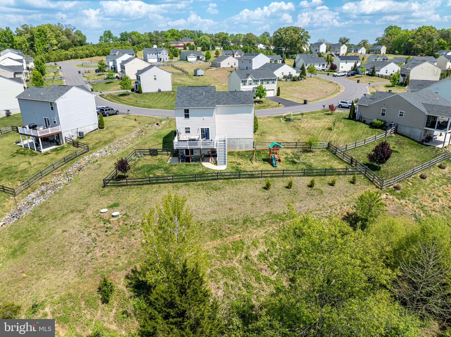 101 Richards Ct Property Photo 34
