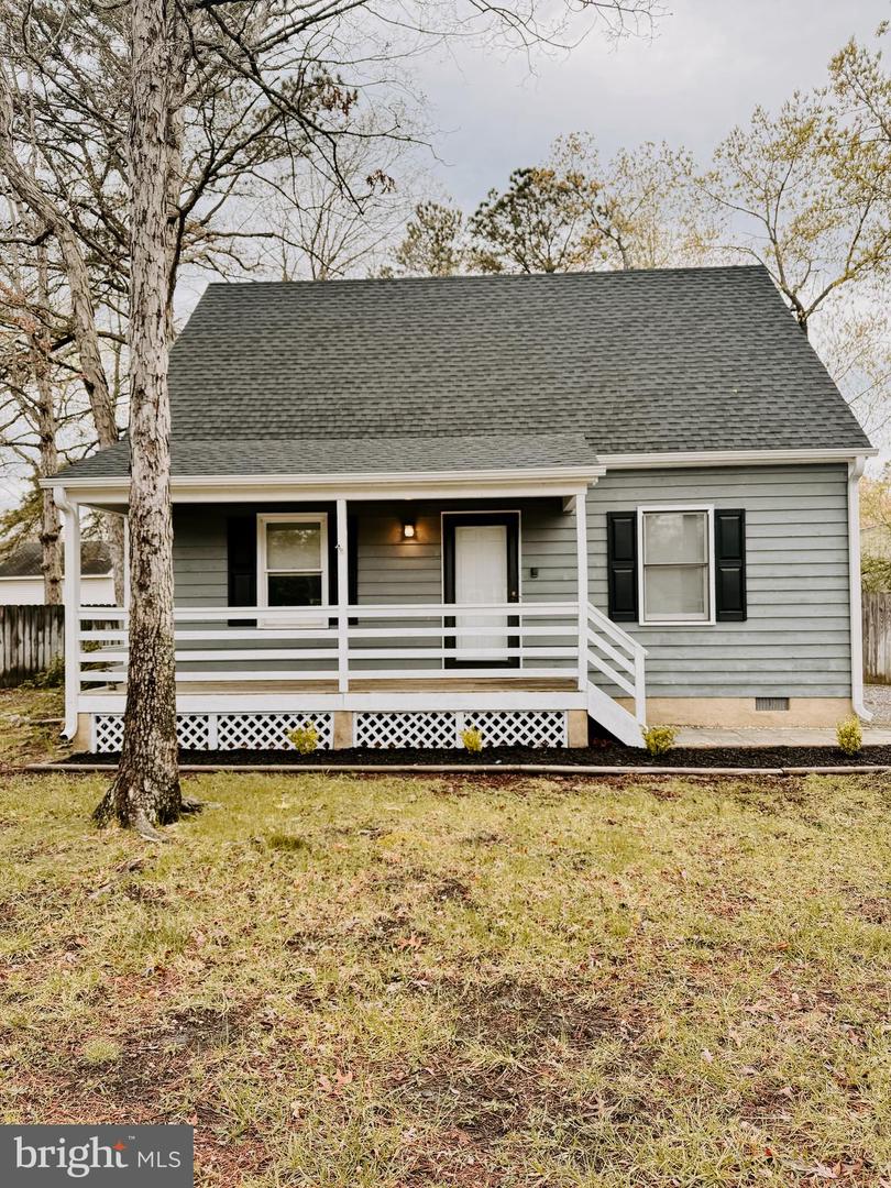 6 Courtside Ln Property Photo 3