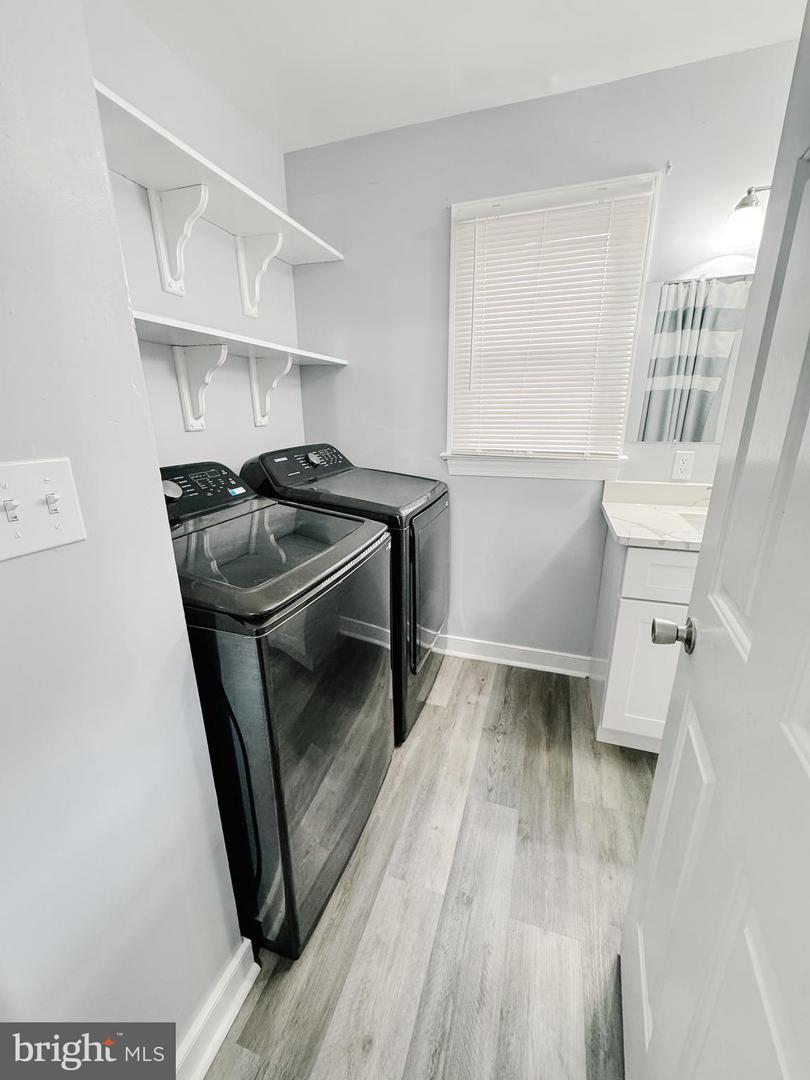 6 Courtside Ln Property Photo 10