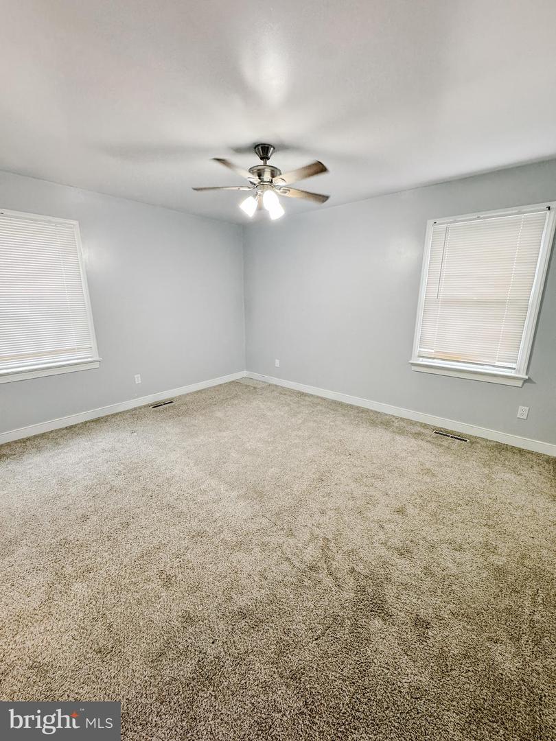 6 Courtside Ln Property Photo 14