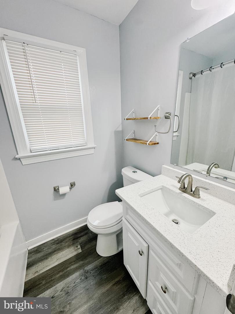 6 Courtside Ln Property Photo 16