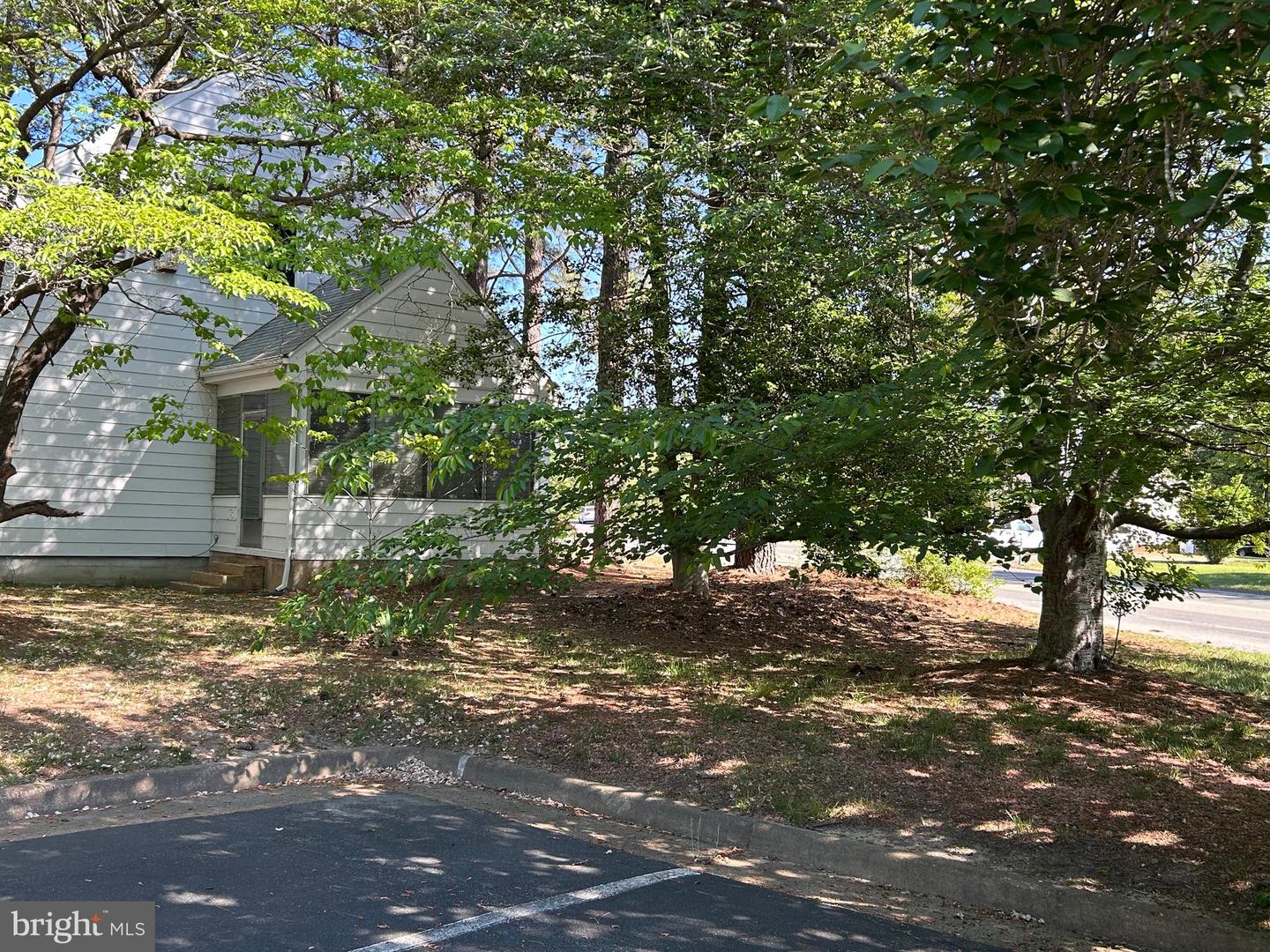 7999 Fast Ln Property Photo 10