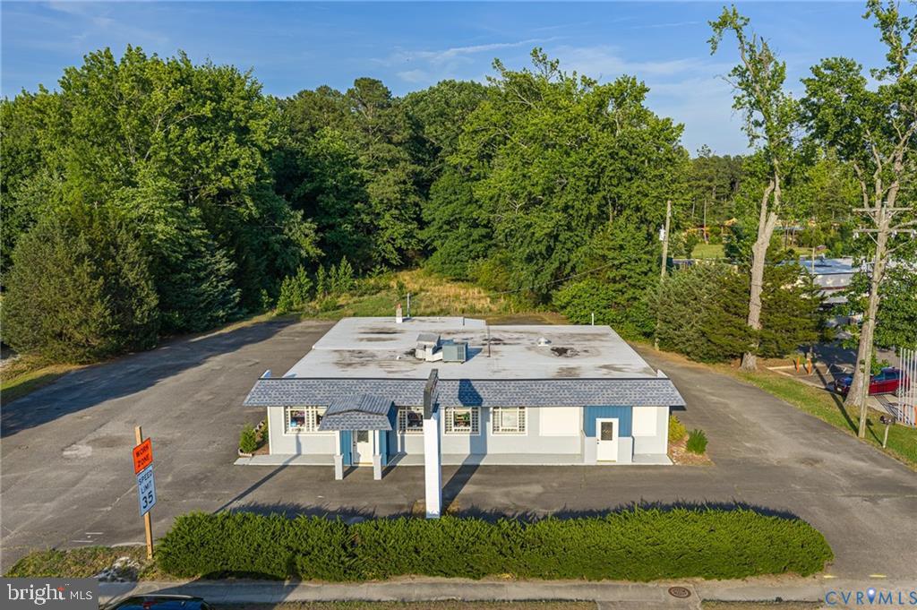 519 S Washington Hwy Property Photo 1