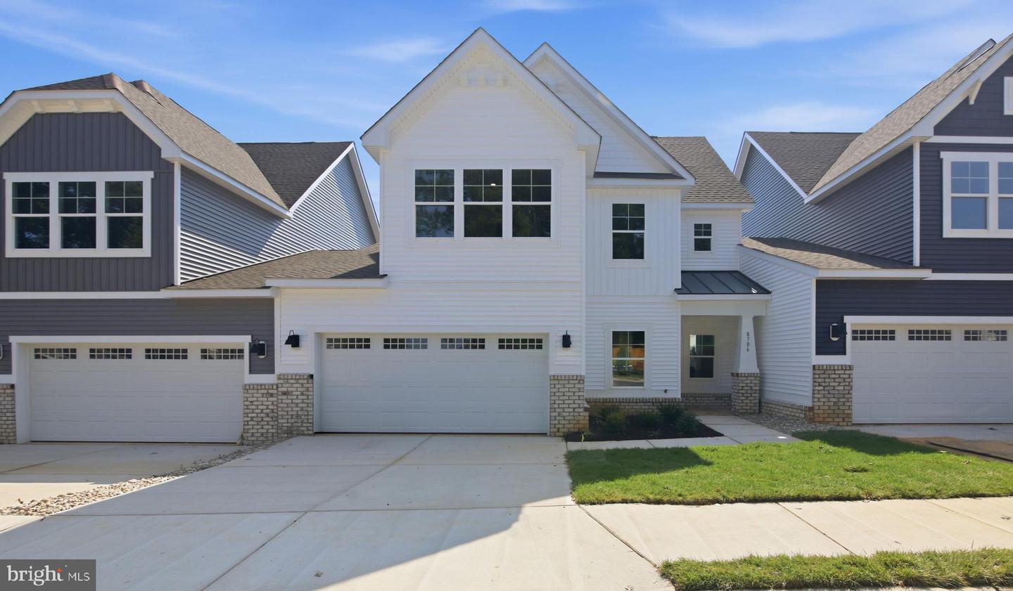 8706 Coastal Ter Property Photo 1