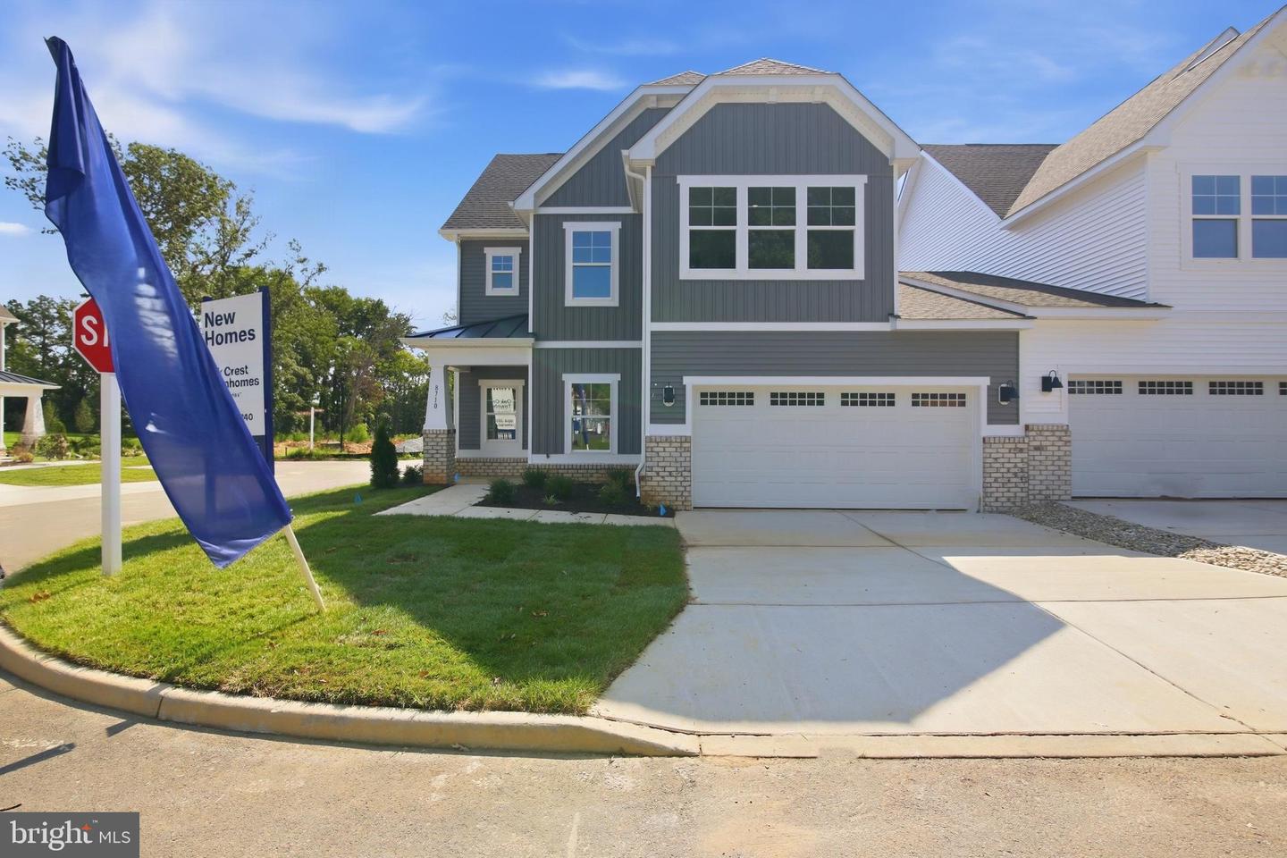 8710 Coastal Ter Property Photo 1