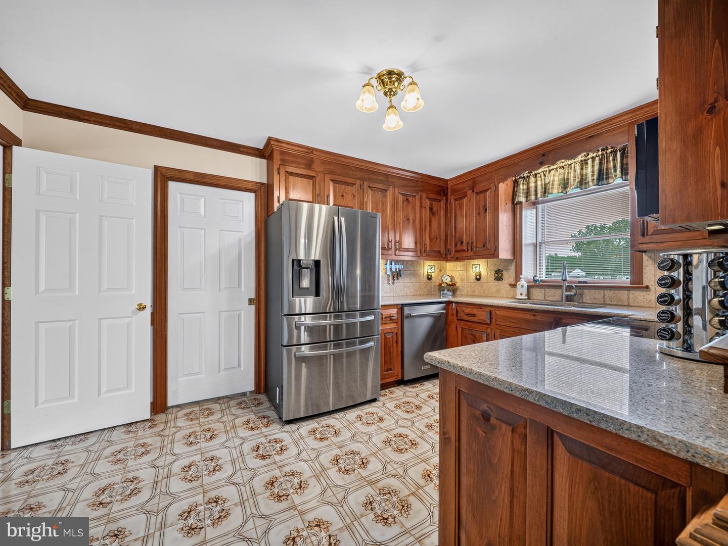 9025 Rutland Rd Property Photo 15