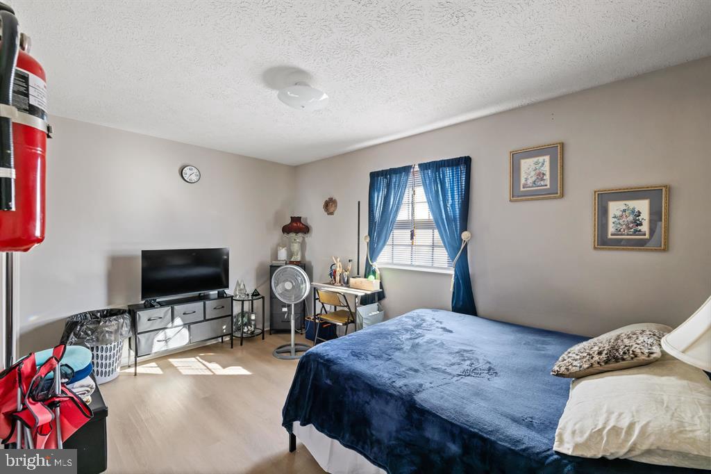 91 Dutch Mill Ct Property Photo 25