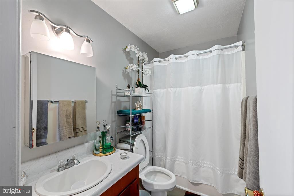 91 Dutch Mill Ct Property Photo 26