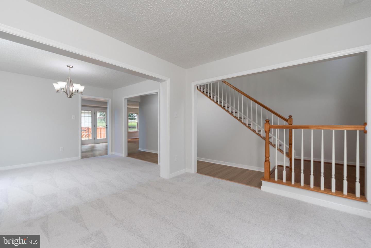 4205 Seamore St Property Photo 10