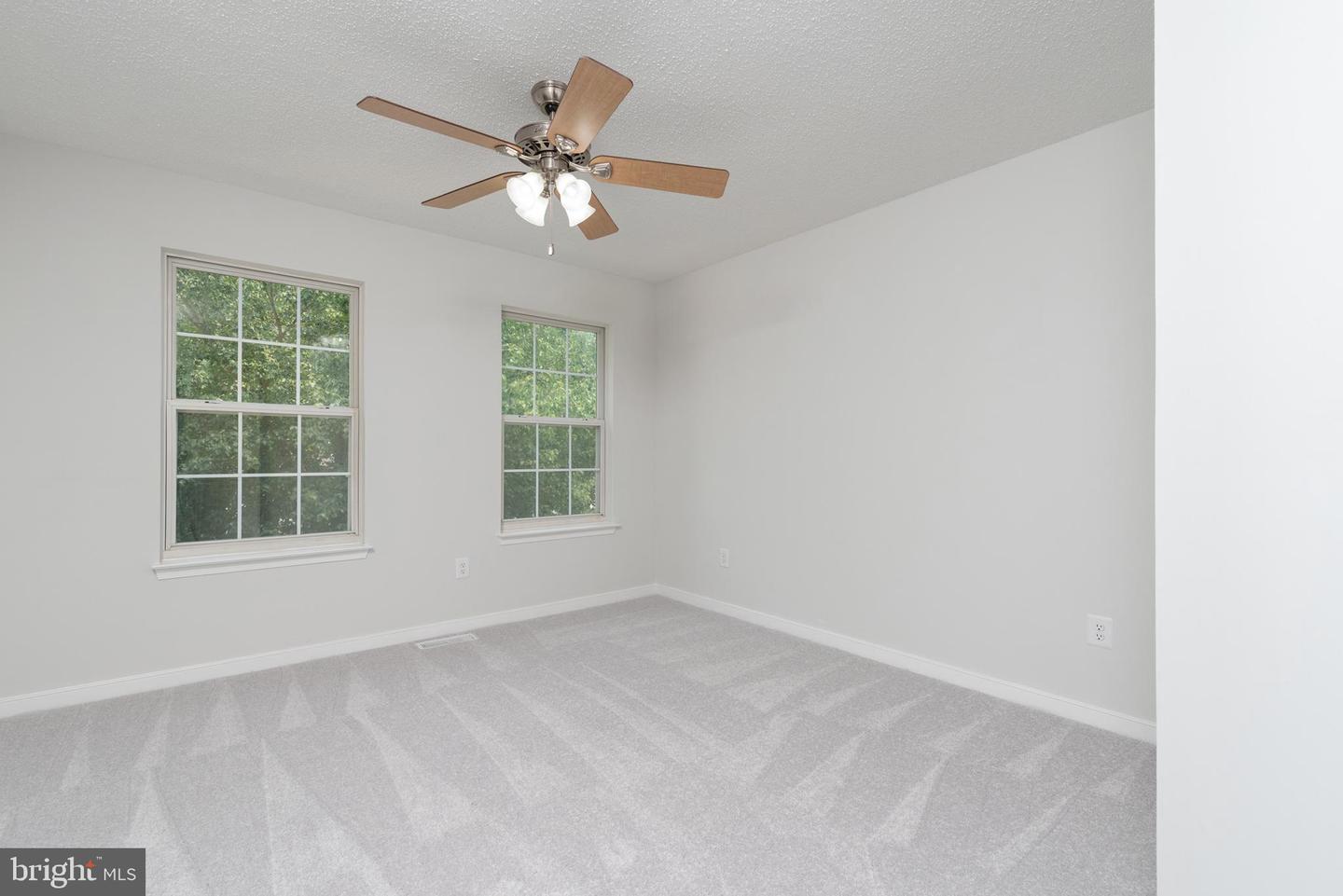 4205 Seamore St Property Photo 28