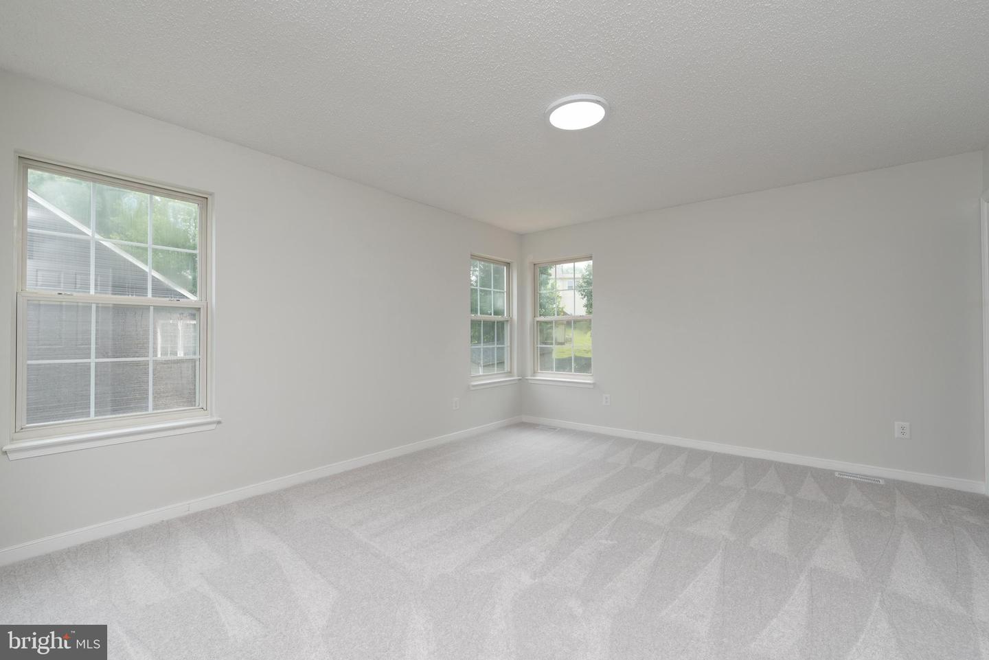 4205 Seamore St Property Photo 30