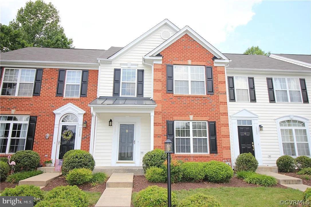3231 FRIARS WALK LN