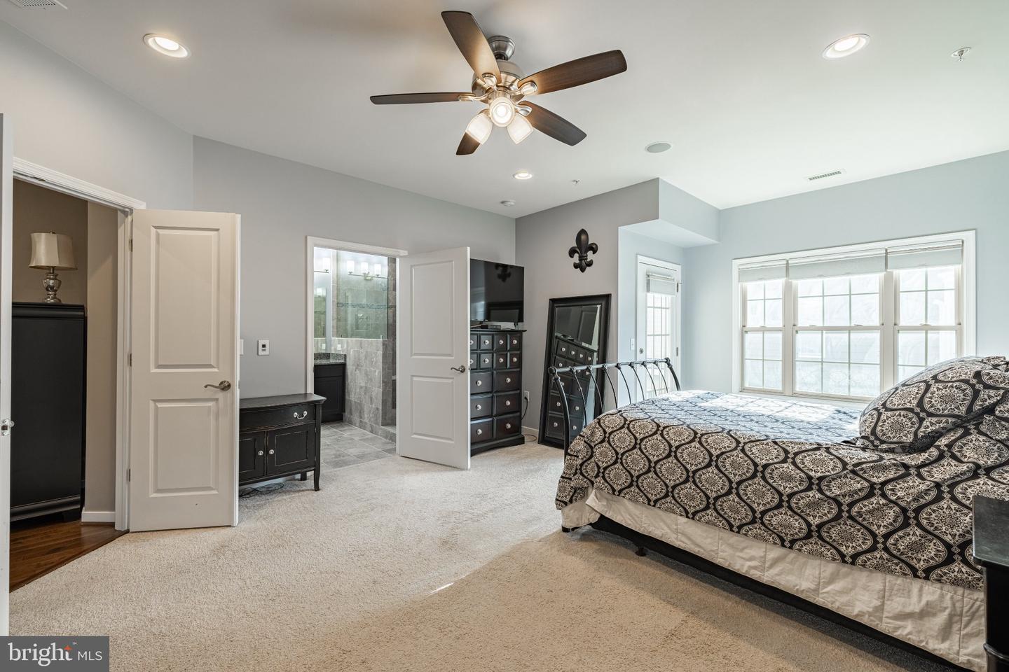 3906 Village Commons Walk Property Photo 33