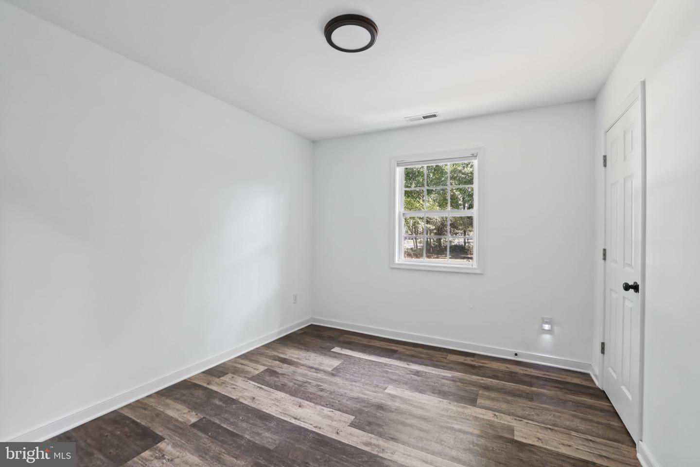 210 Naglee Ave Property Photo 16