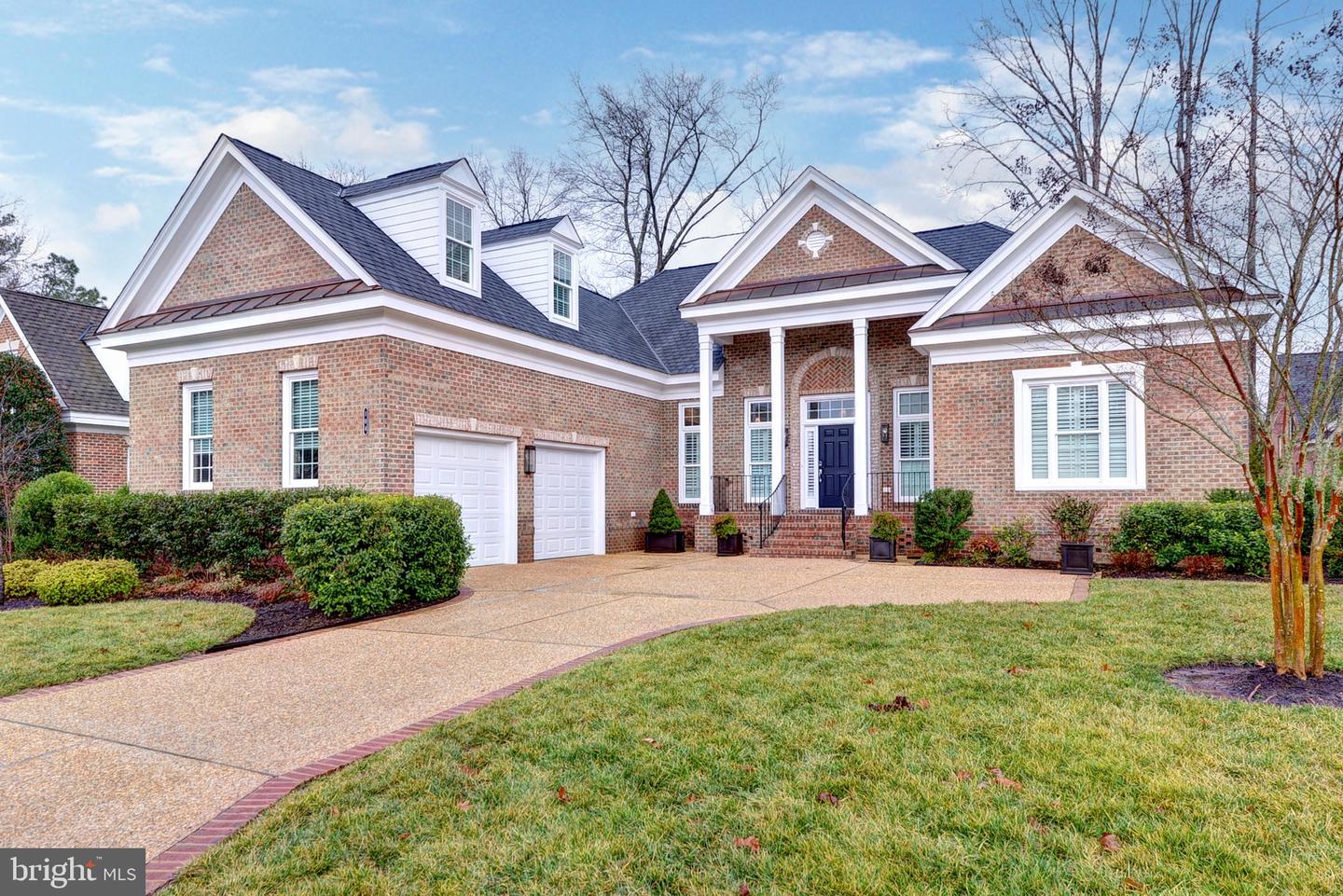104 Edenbridge Property Photo