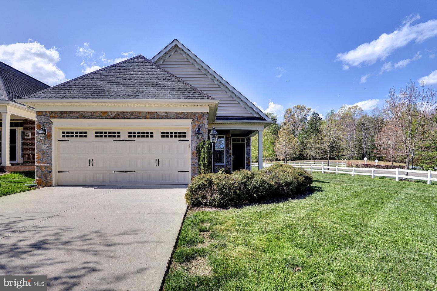 4123 Ashby Ln Property Photo 3