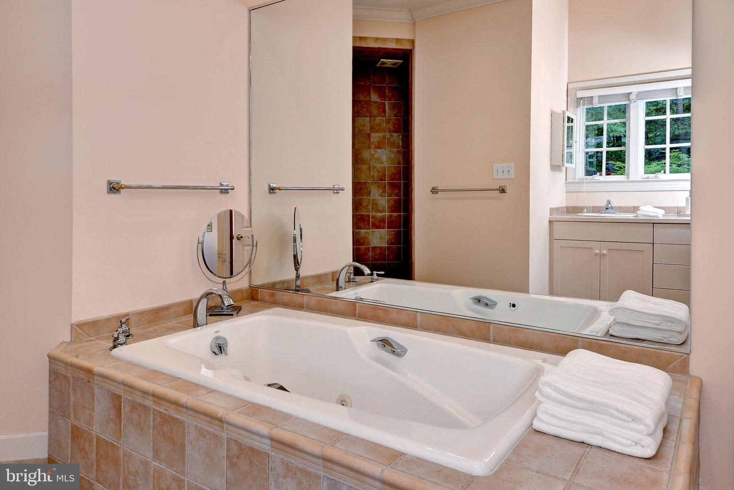 20 The Palisades Property Photo 33