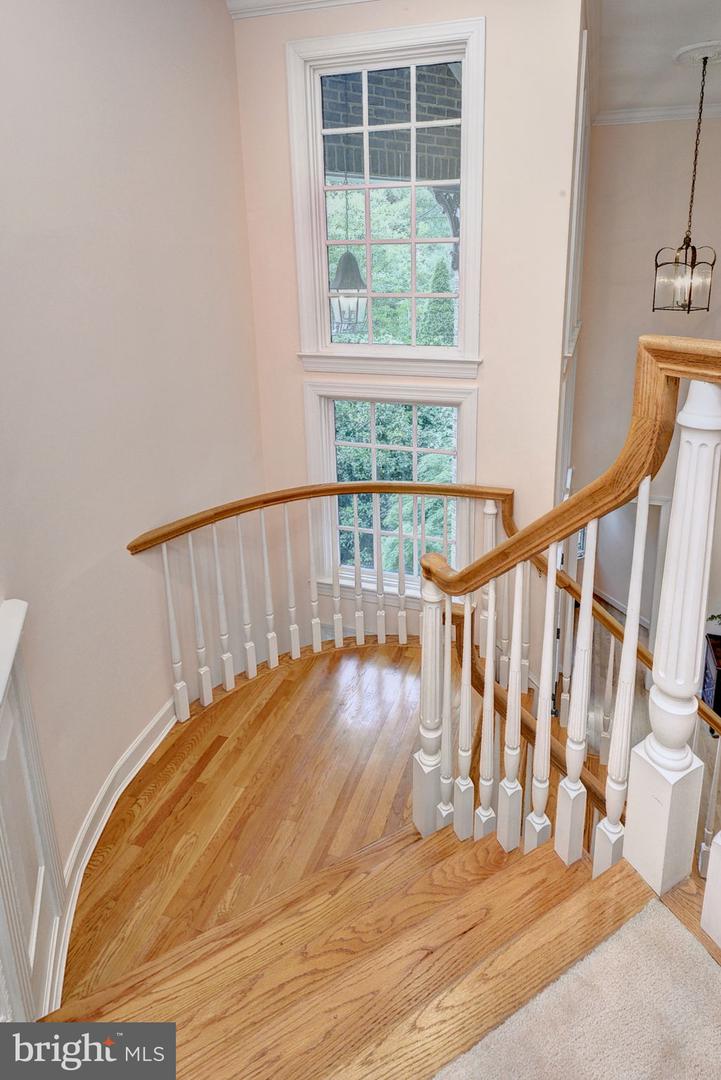 20 The Palisades Property Photo 36