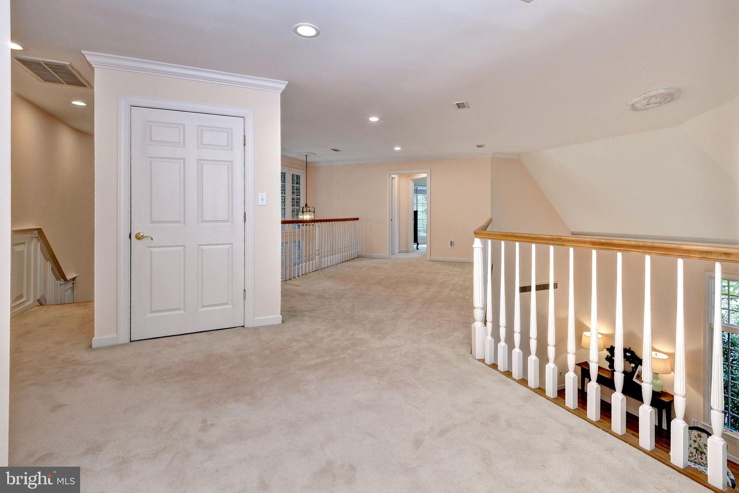 20 The Palisades Property Photo 37