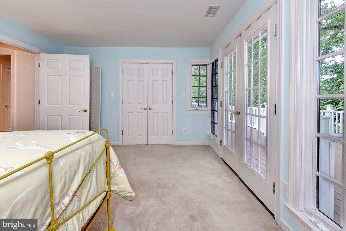 20 The Palisades Property Photo 44