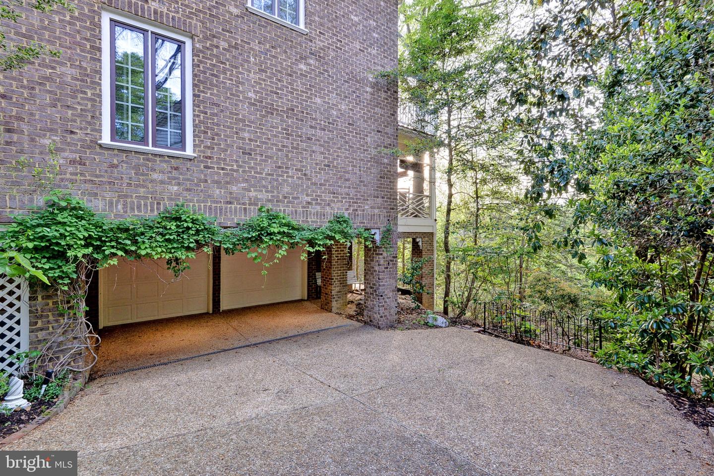 20 The Palisades Property Photo 51