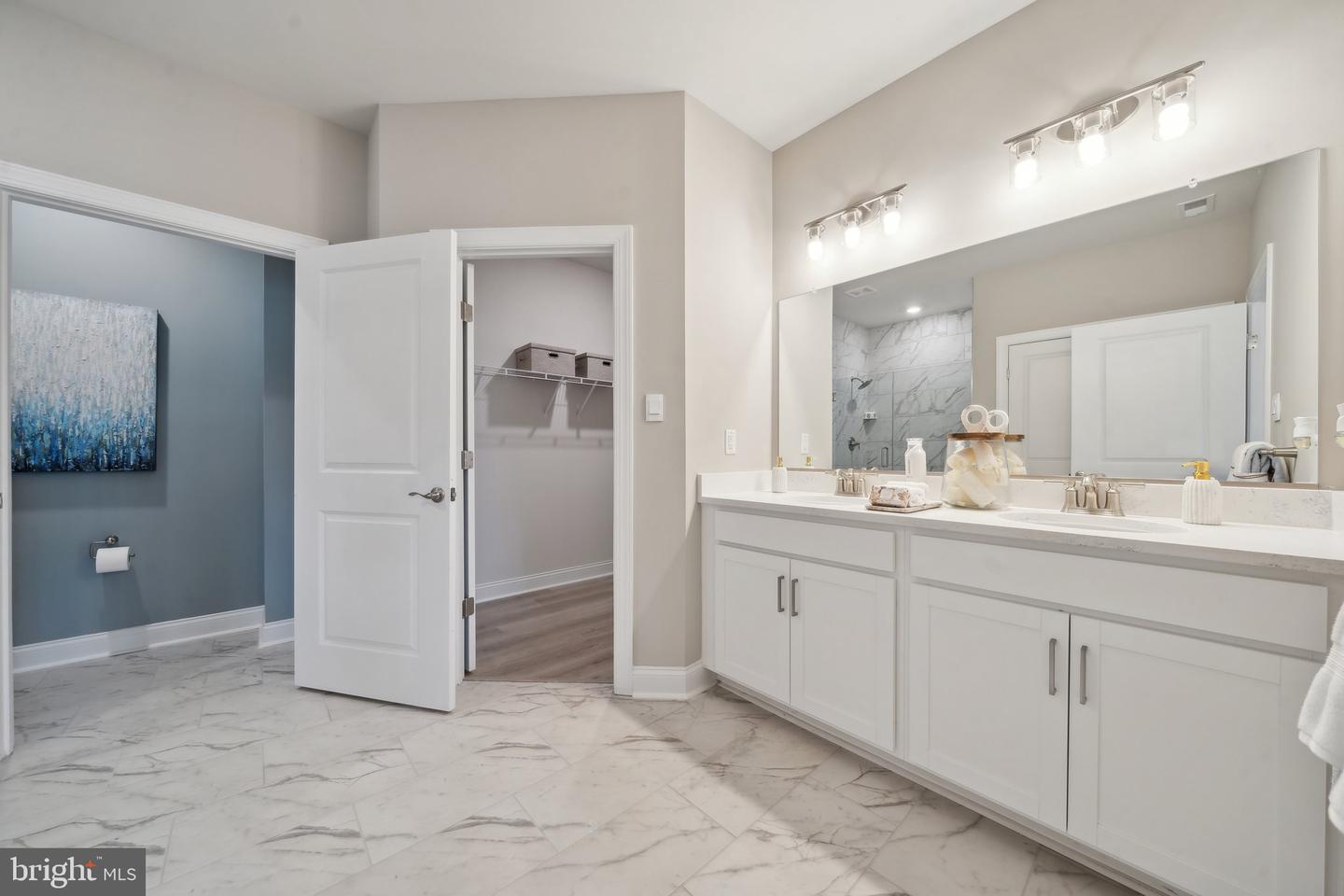 1324 Treviso Bay Property Photo 10